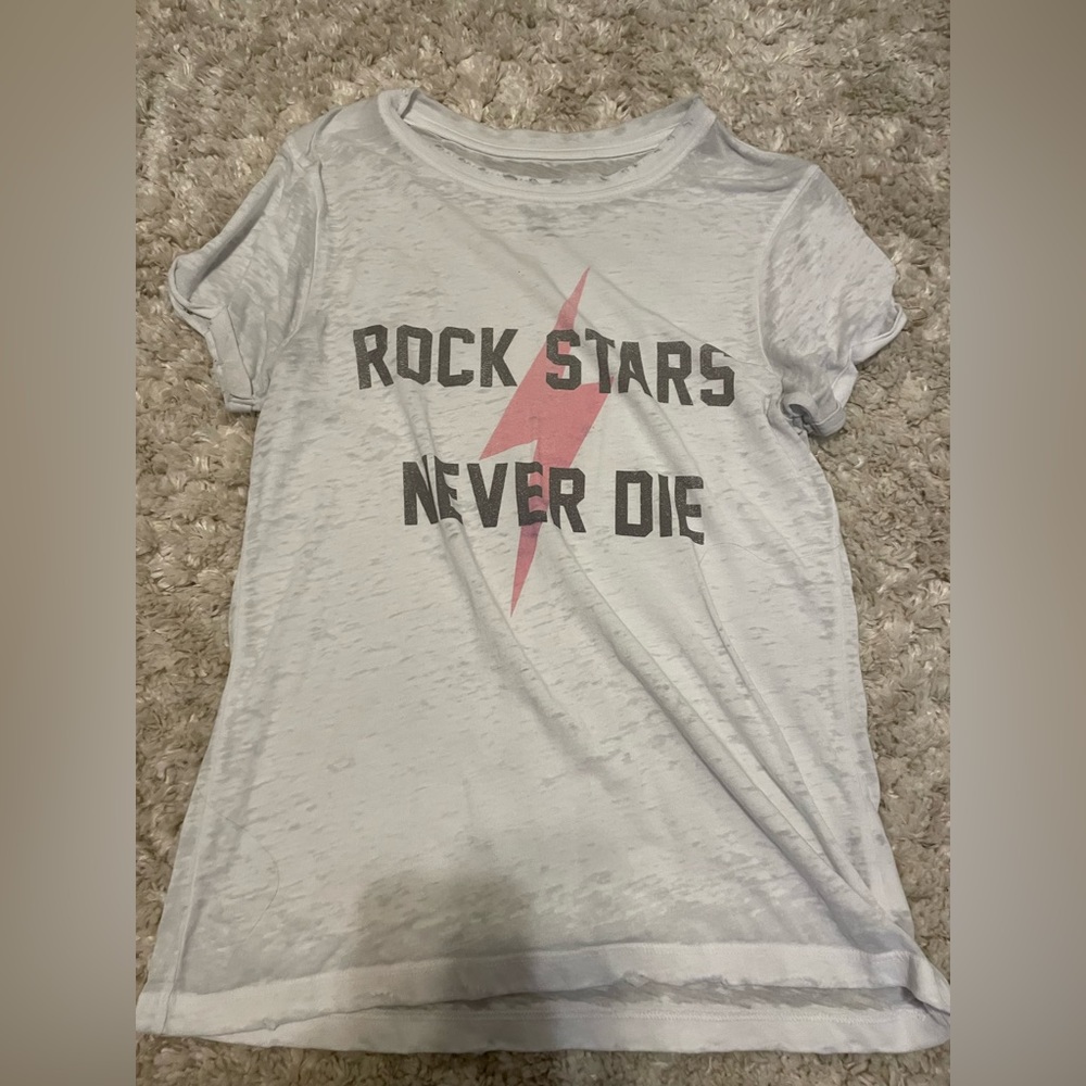 Graphic tee
